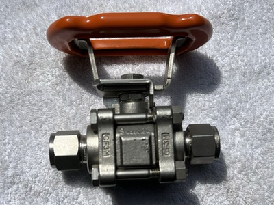 #ad Swagelok SS 63TF8 JK 3 Pc Ball Valve 1 2” RPTFE Seats Oval Handle tube 2200 Psi $74.49