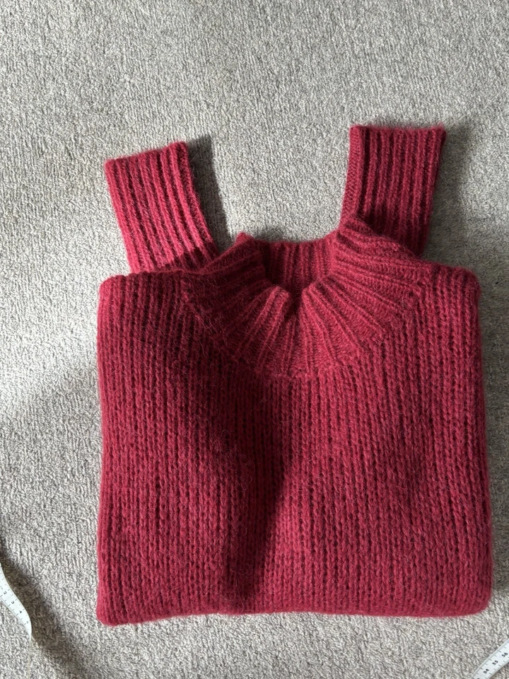 Suéter para mujer Peserico rojo mezcla de lana cuello falso talla 40 Foto 4 de 4