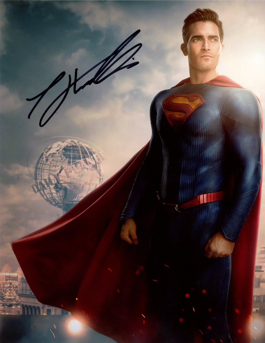 Tyler Hoechlin Superman and Lois 8x10 Signed Photo JSA Certified