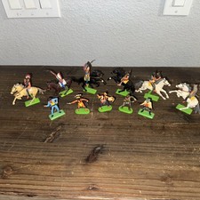 Britains Indian And Cowboys Set of 12