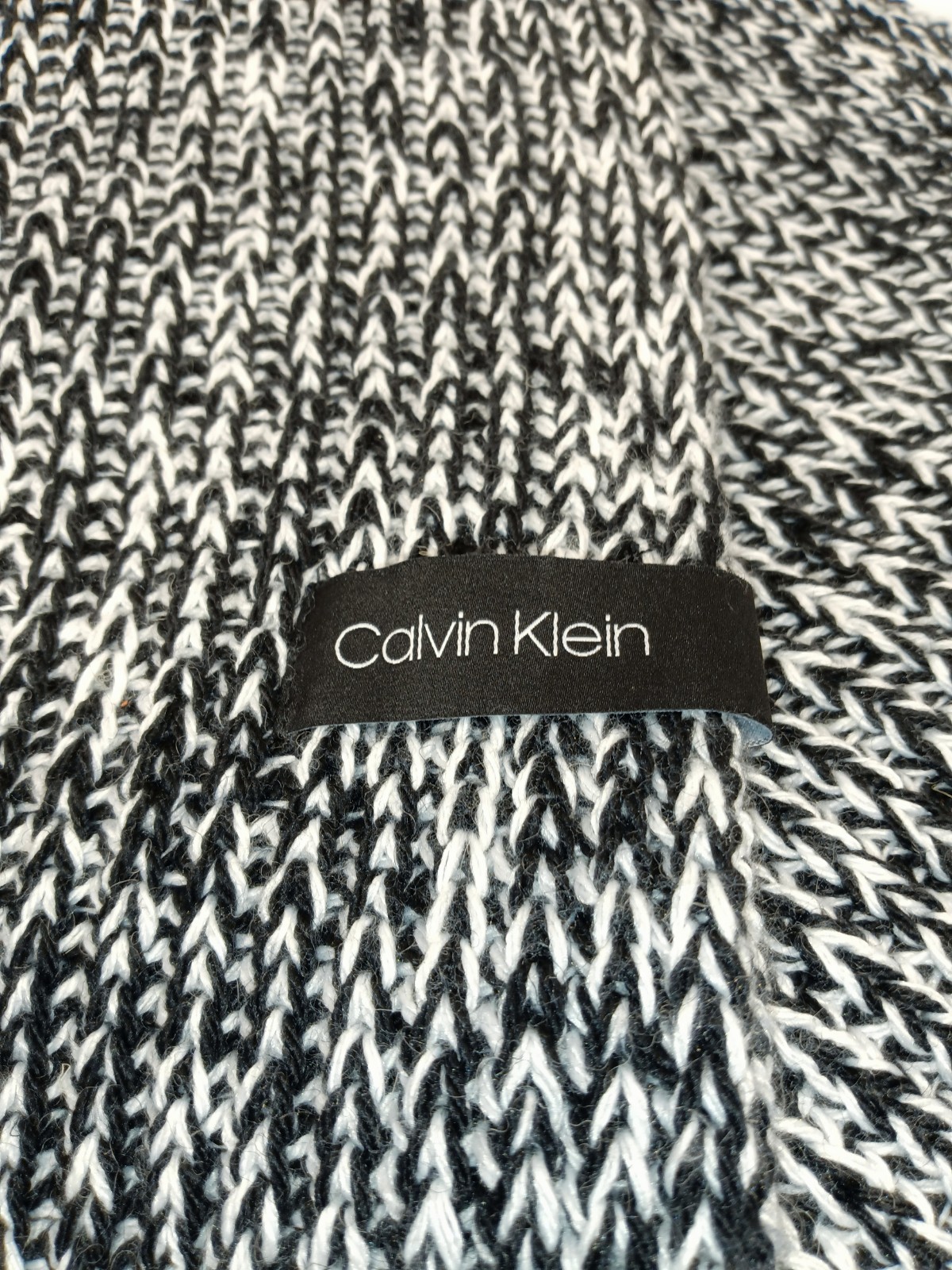 Calvin Klein Infinity Scarf Crochet Pattern Black… - image 2
