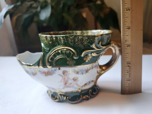 Victoria Carlsbad Austria Porcelain Creamer 3 3/4" Green - Picture 10 of 11