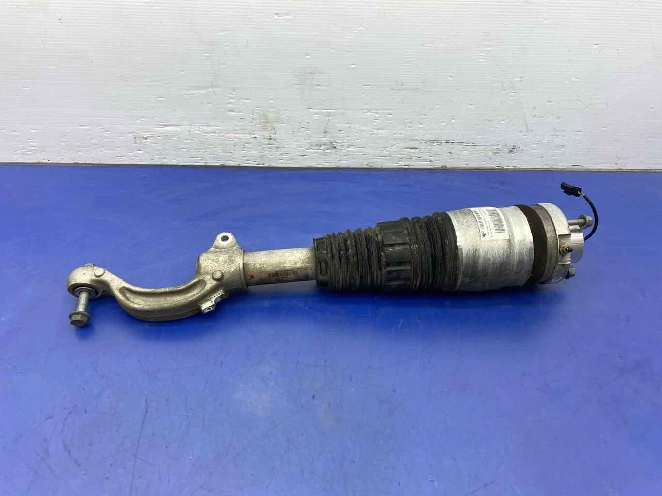 2017-2020 MASERATI LEVANTE 3.0L FRONT LEFT AIR SHOCK ABSORBER *60K* 462400012643