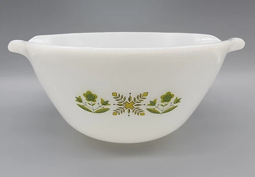 Vtg Anchor Hocking Fire King MEADOW GREEN 10" Mixing Bowl 2 Quart EUC U.S.A.