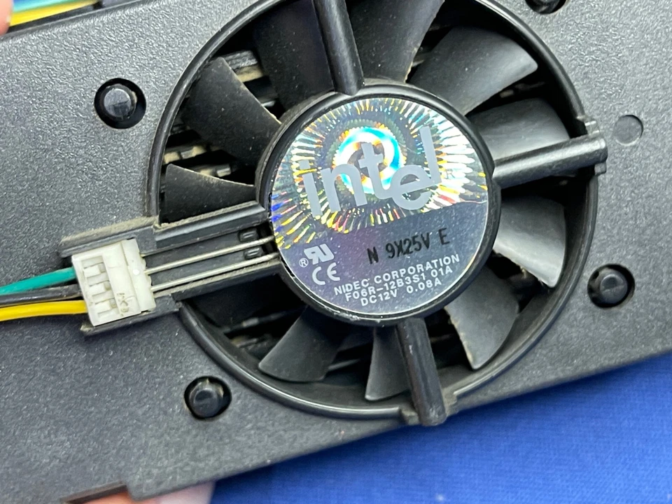 Intel Pentium III 450MHz Slot 1 Processor with Heatsink and Fan UOS Rare QTY-1 - Image 4 of 4