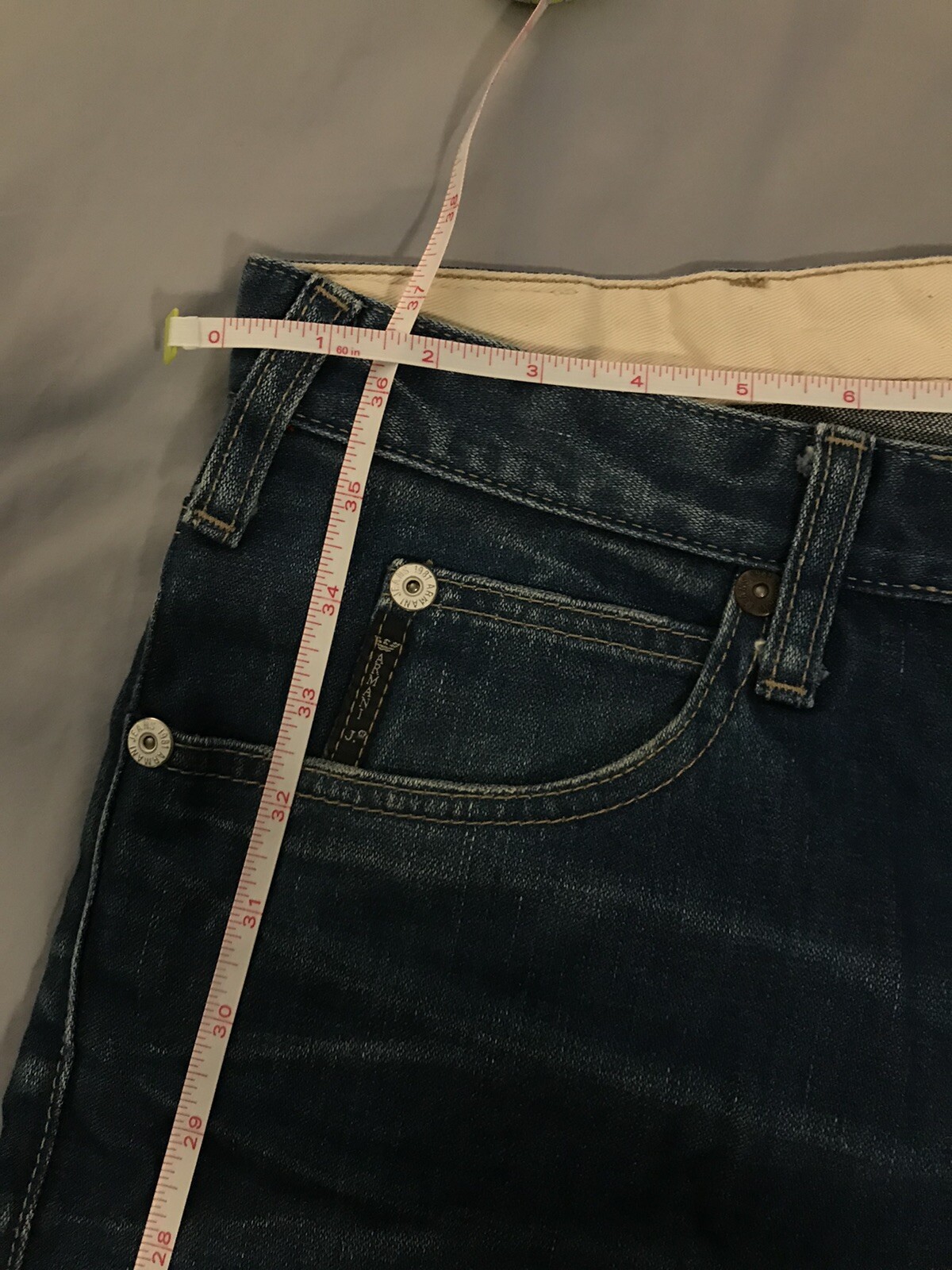 Armani Jeans J21 купить в Америке, лот 