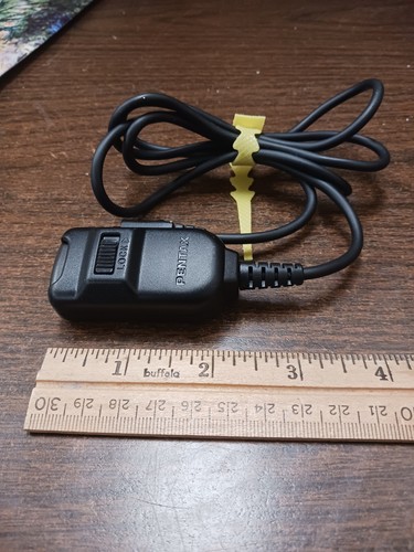 Pentax ZXM Remote Cord for Slide Projector - *EXC* - Picture 2 of 5