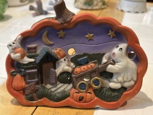 Pumpkin With Ghosts Tea Light Holder 