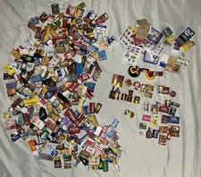 Lot of 320 Mini Brands Zuru Food Fast Grocery Store W/ Gold Metallic Wacky Rare