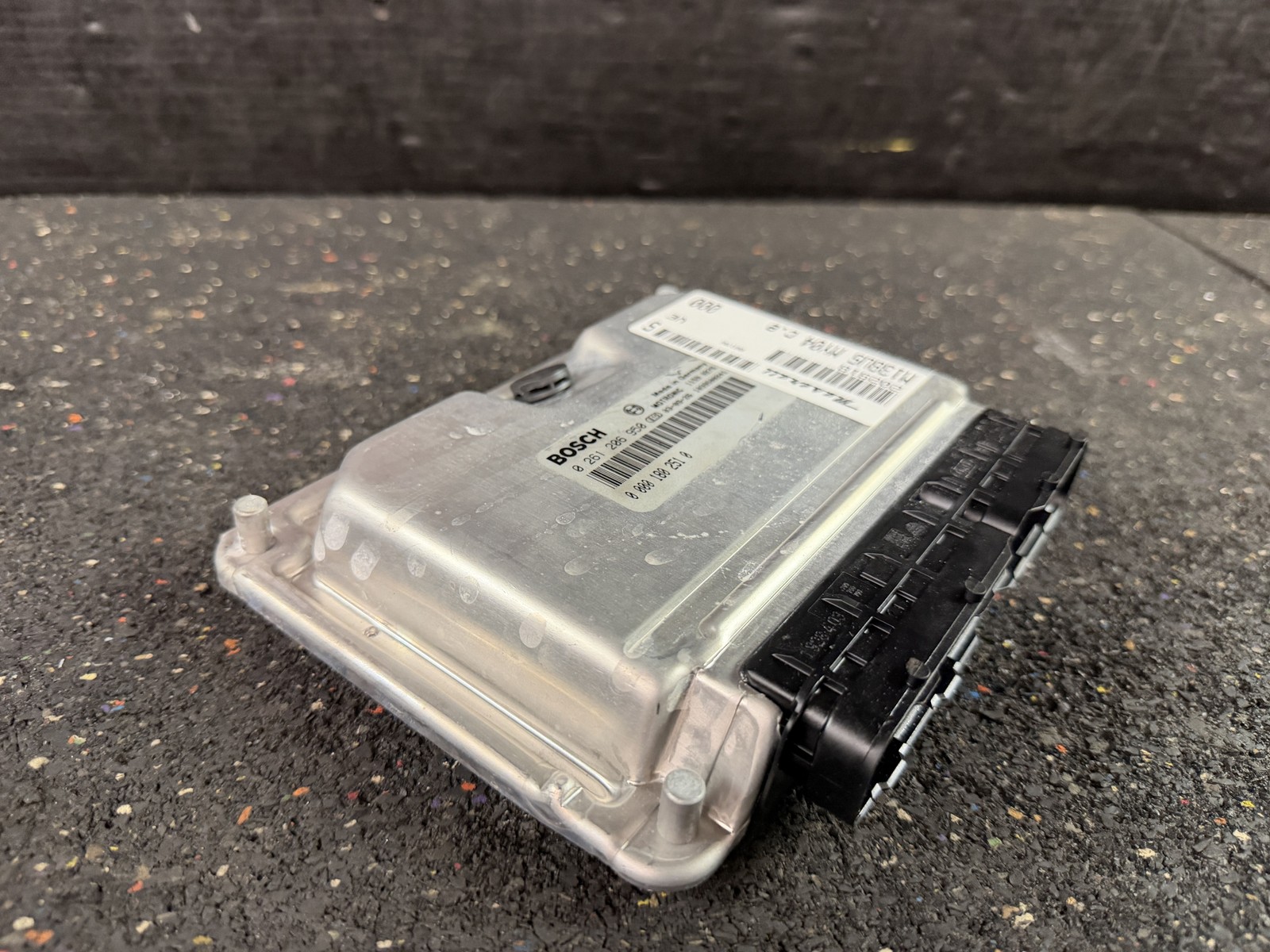 02-06 MASERATI SPYDER 4.2 ENGINE MOTOR CONTROL MODULE COMPUTER ECM ECU 261206950