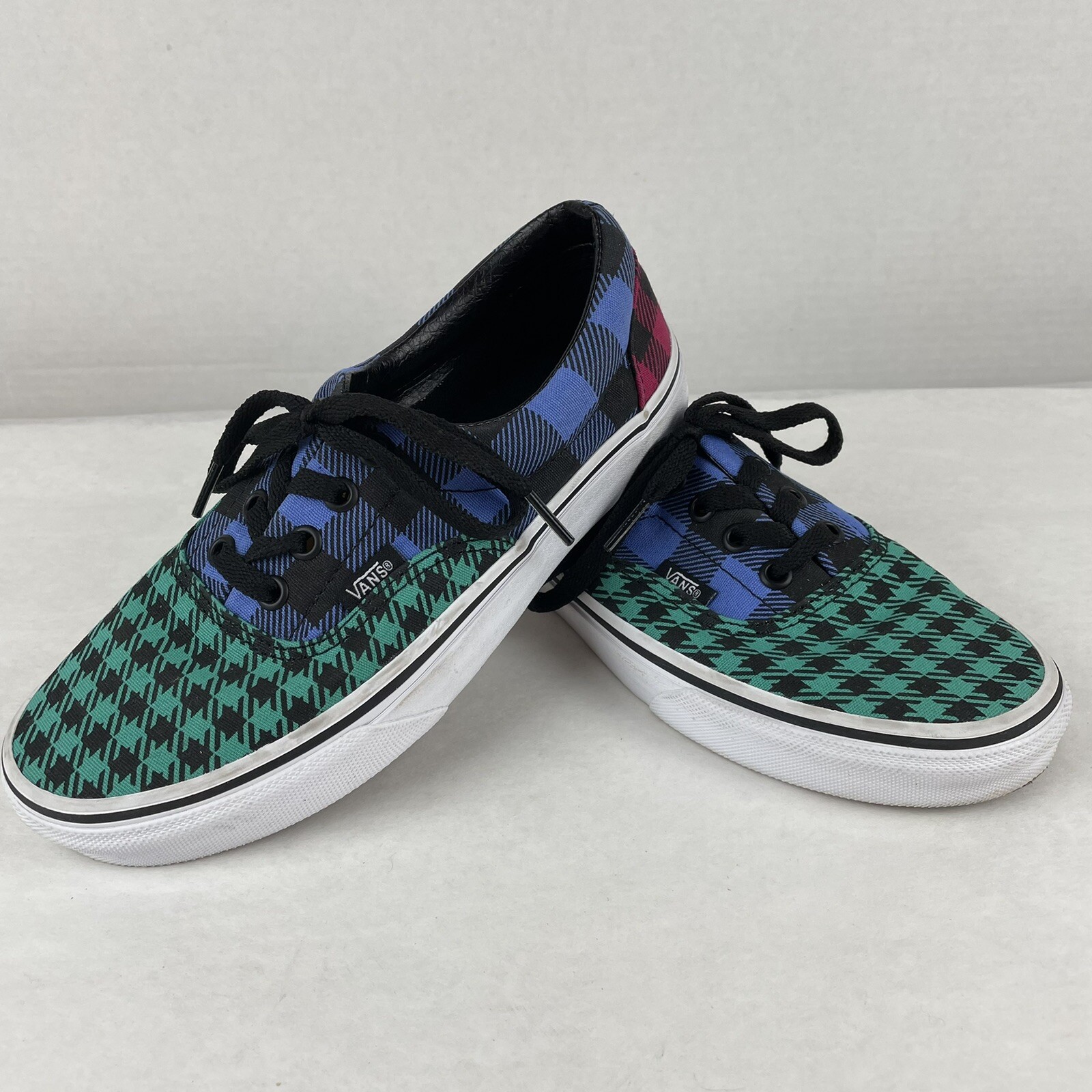 Top Sneakers Blue/Green/Red Shoes 