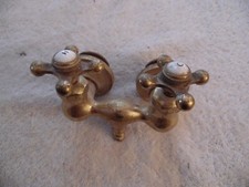 Antique Brass Faucet Bathtub Hot/Cold Porcelain Inlay