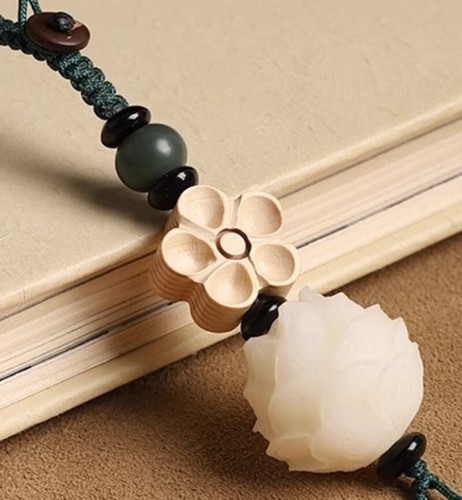 Natural Jade Lotus Buddhist Keychain Carved Bodhi Root Pendant Keyring Buddhism - Picture 2 of 3