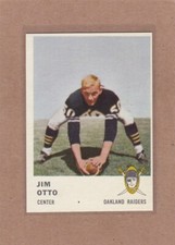 1961 FLEER FOOTBALL JIM OTTO ROOKIE #197 RAIDERS NM/NM+ *A28481
