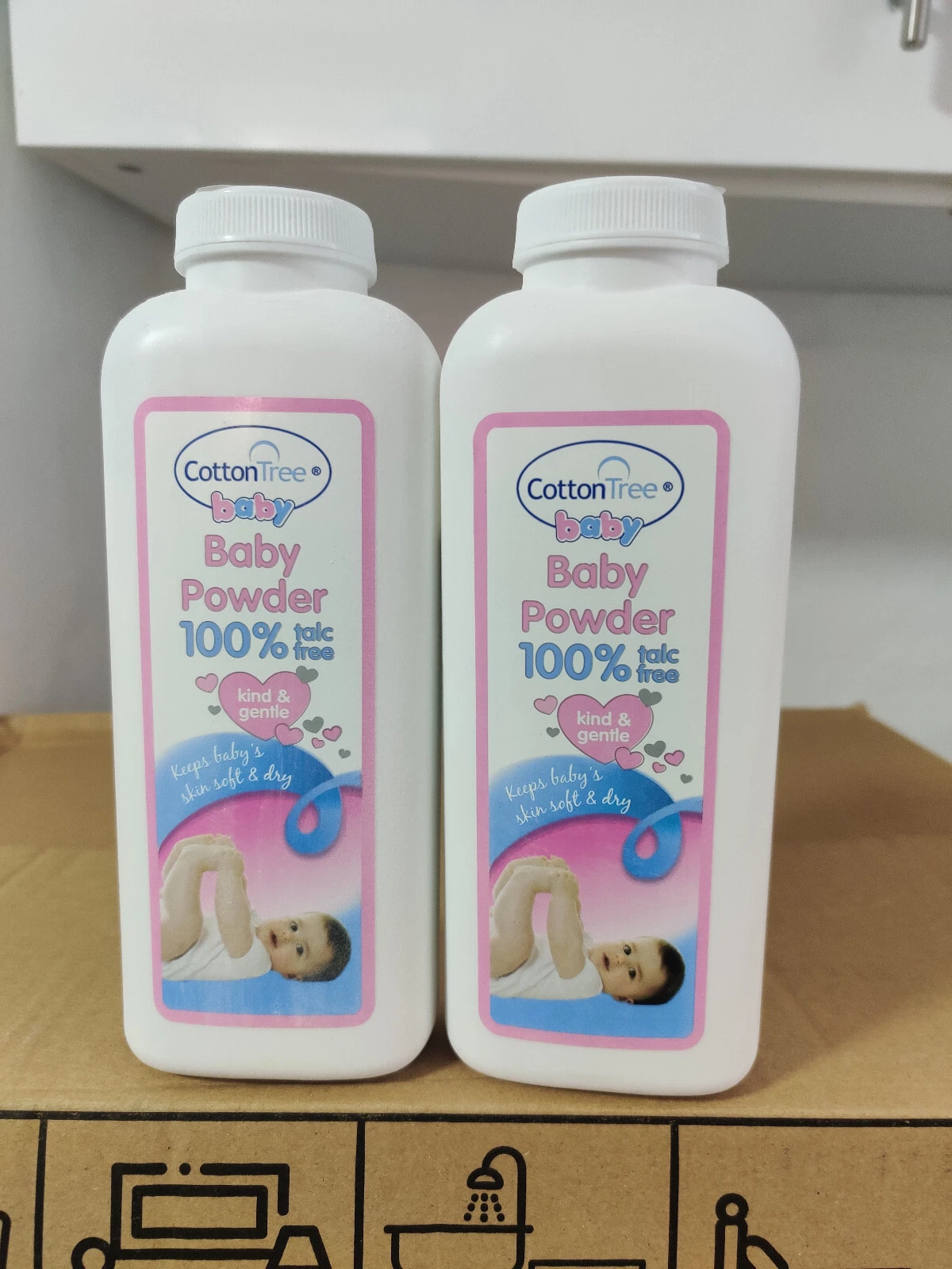 BABY POWDER 100% TALC FREE ABSORBS MOISTURE SOFT SKIN BABIES
Opens in a new window or tab