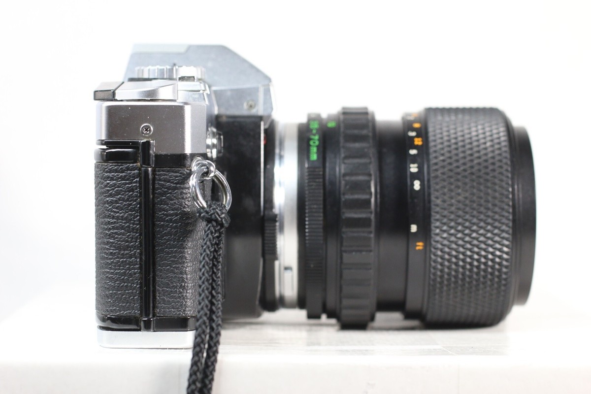 Olympus OM30 35mm SLR Film Camera + OM System S Zuiko Auto-Zoom 35