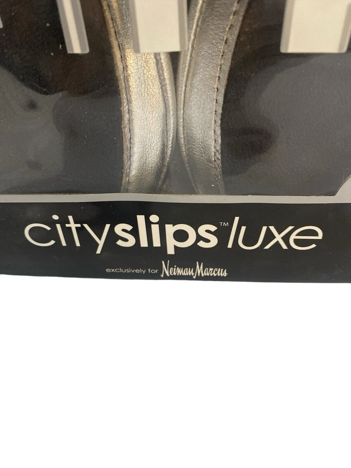Nuevo En Caja Neiman Marcus City Slips Luxe Astilla Plegable Ballet Pisos  Foto 2 de 4