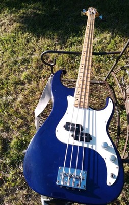 Samick Greg Bennett Corsair Bass Excellent Affordable Great Playability Blue Jam