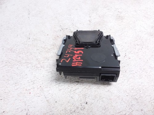 2018 AUDI SQ5 WINDSHIELD MOUNTED OEM PART NUMBER 80A907217 - 第 1/5 張圖片
