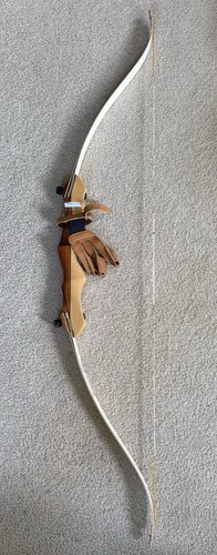 Hoyt Easton Jr. RH 48" 25Lbs Recurve K Bow / Nice Beginner Bow EXC Take Down