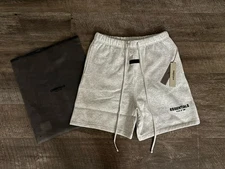 NEW Fear of God Essentials Shorts Light Oatmeal Size Medium 100% Authentic ✅