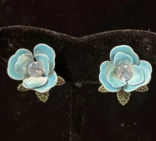 Vintage Estate Lisner Clip On Earrings Blue Enameled Flowers Rhinestones 1" Long