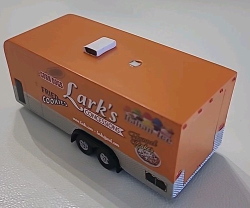 Johnny Lightening Tow & Go Larks Concession Food Truck Trailer 1:64 Diecast Toy - Picture 19 of 24