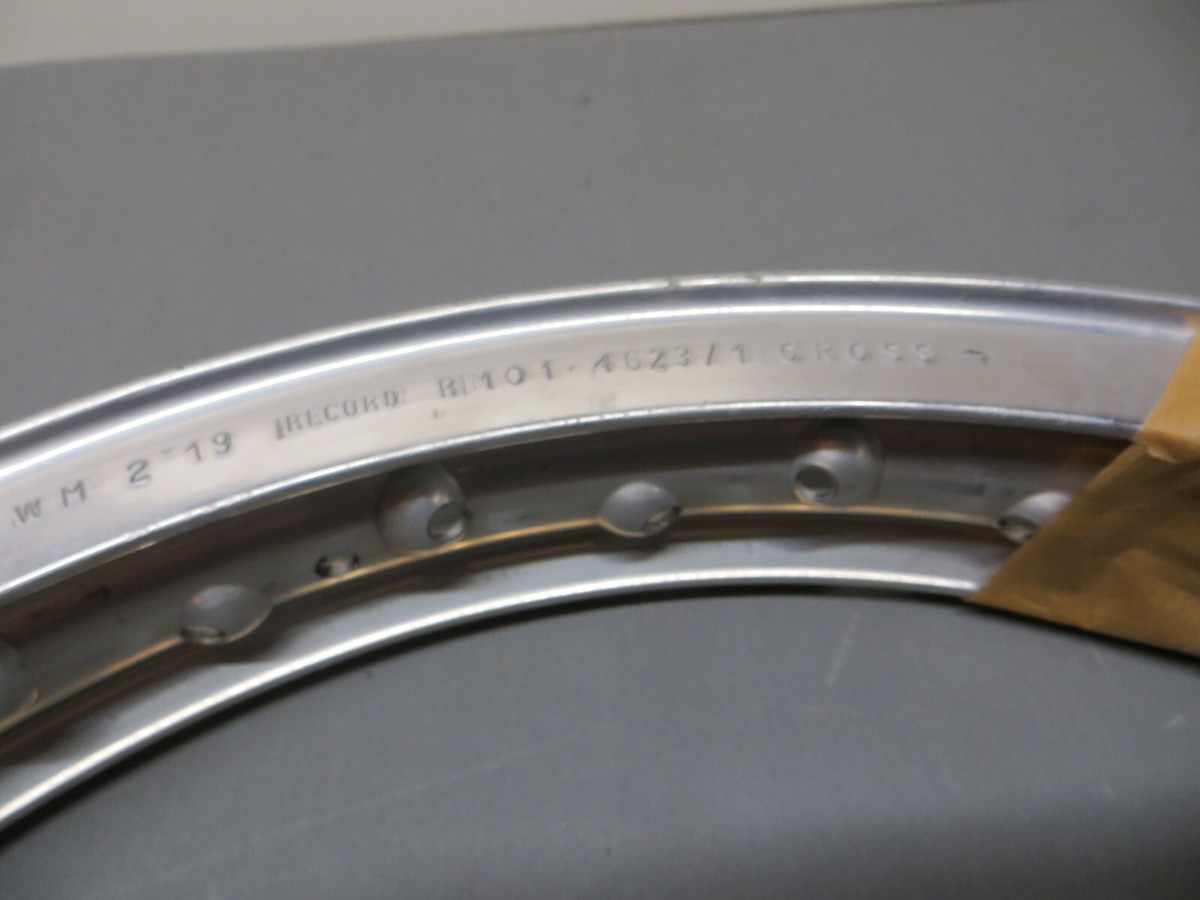 BORRANI  リム。 s-l1200.jpg