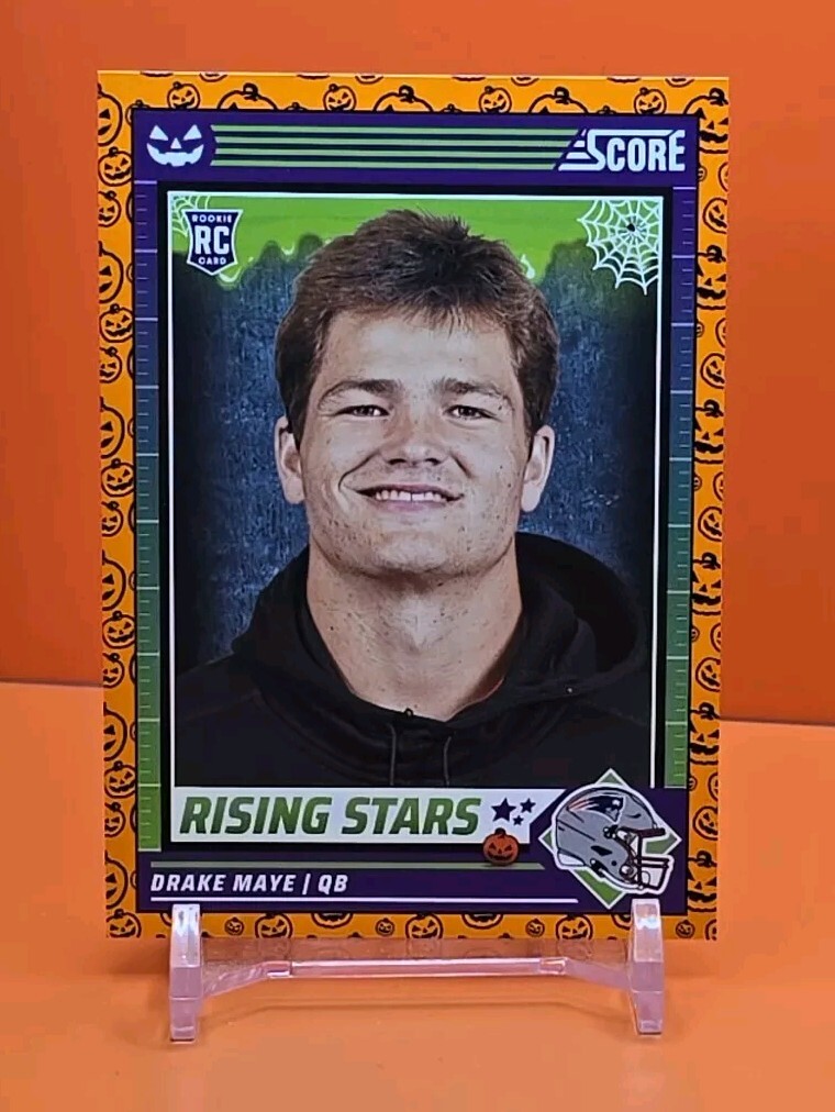 🔴🔵⚪️ 2024 Score A Treat Drake Maye #17 Orange Pumpkins Patriots ⚪️🔵🔴