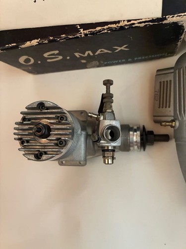 O.S. MAX-25FSR 4.07cc 2 cycle glow engine with muffler for R/C airplane, new f/s - Picture 5 of 8