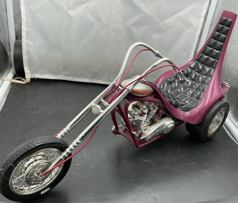 VINTAGE MODEL-MONOGRAM KING CHOPPER THREE WHEEL SHOW CYCLE 