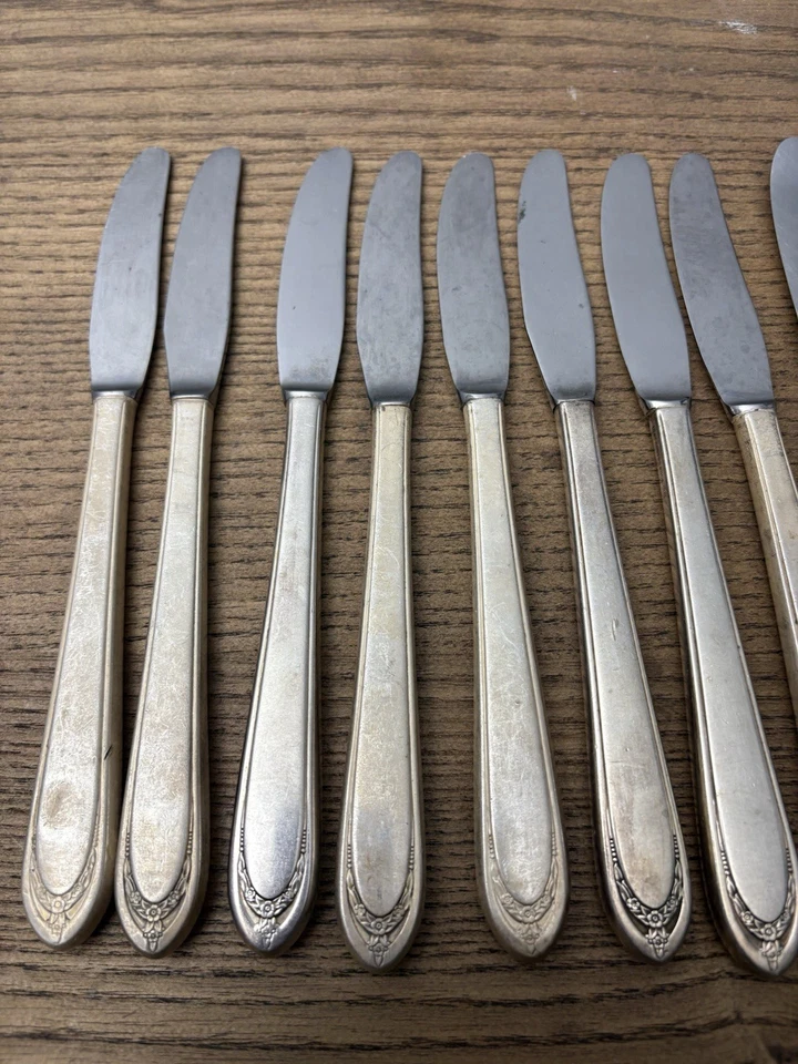 Cuchillo de cena Rogers Bros IS 1847 LOVE LACE cubiertos plateados lote de 9 Foto 3 de 4