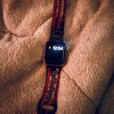 APPLE Watch Series 4 GPS LTE- 40MM Aluminum Case A1975 - Rose Gold