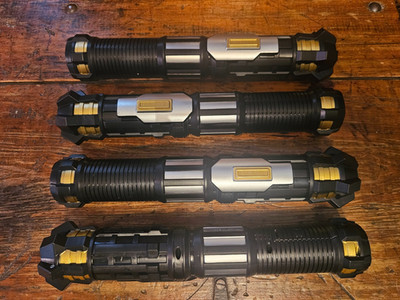 Light Sword Saber Toy Lights Sound Retractable Extendable Effects Cosplay LOUD