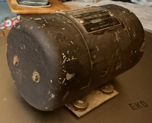 Vintage Wells Gardner Russell Electric Dynamotor DM-28-Q
