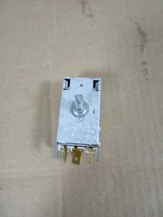 Beko Fridge Freezer Thermostat Genuine Part Number 4502011100