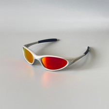 Oakley Mitute 1.0 Silver Rainbow Vintage Sunglasses Gorpcore USA Y2K Avantgarde