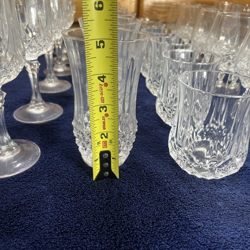 33 Vtg. Crystal D'Arques Longchamp champagne, wine, tea, water Glasses - Picture 17 of 23