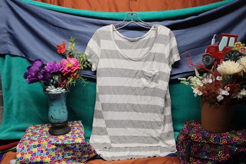 Viola Damen grau weiß gestreift Top Gr. Small Shirt Freizeitshirt Activewea Sale*