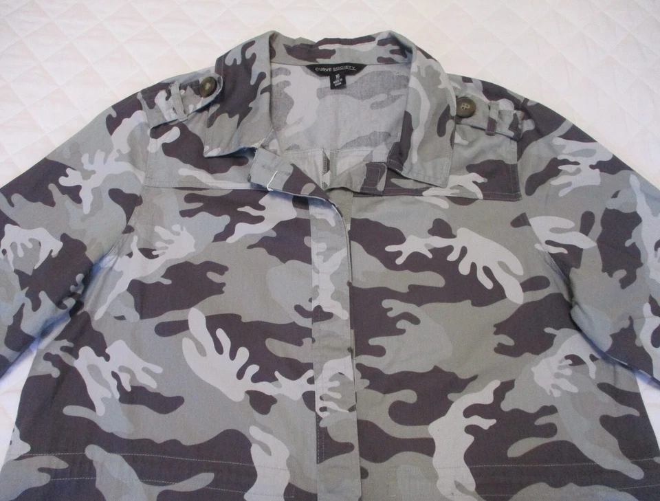 NWOT CURVE SOCIETY PLUS SIZE 16 GREY CAMO SHIRT JACKET, BUTTON UP - image 3 of 4