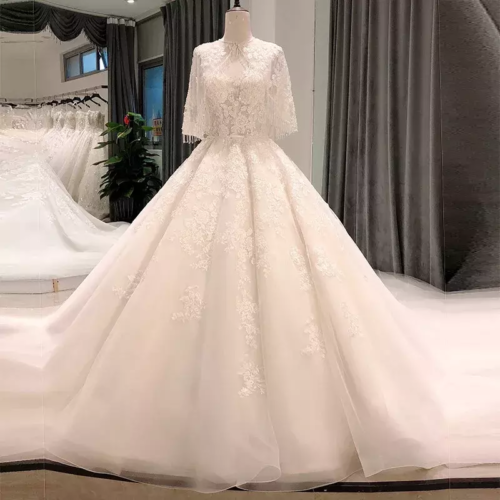 Muslimisches Brautkleid mit Spitzenschal Halbarm Sweep Schleppe A-Linie Brautkleid