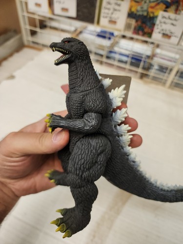 Godzilla 2004 2005 Standard Bandai 6" Grey spikes Toho Figure Toy Rare - Picture 6 of 11