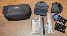 TUMI for Delta Black Amenity Kit Small Zippered Soft Travel Case Toiletry -lot e