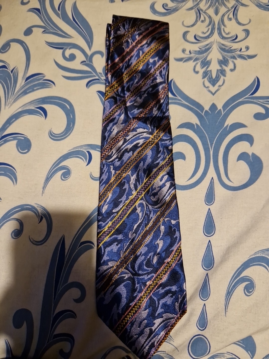 Picture 2 of 6