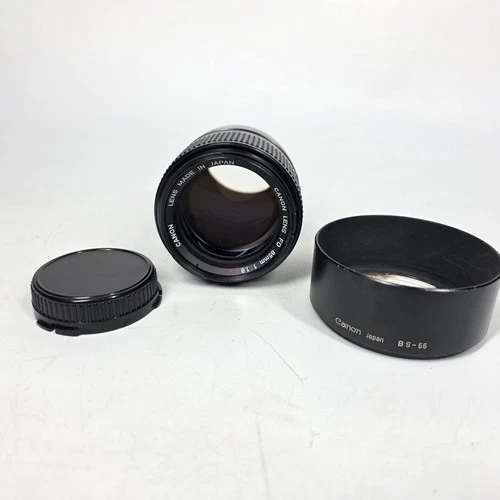 Canon FD 85mm F1.8 S.S.C Lens w/ Canon BS-55 Lens Hood