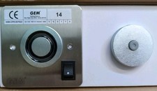 Magnetic door holder access control 24v DC 100lb Holding Force GEM GD650S