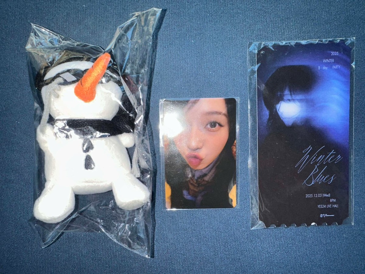 AESPA OFFICIAL 2025 WINTER BIRTHDAY PARTY LIMITED PHOTOCARD | eBay