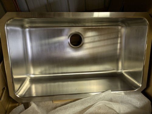 Elkay ELUH281610DBG Lustertone Single Bowl Undermount Stainless Steel Sink - Picture 2 of 3