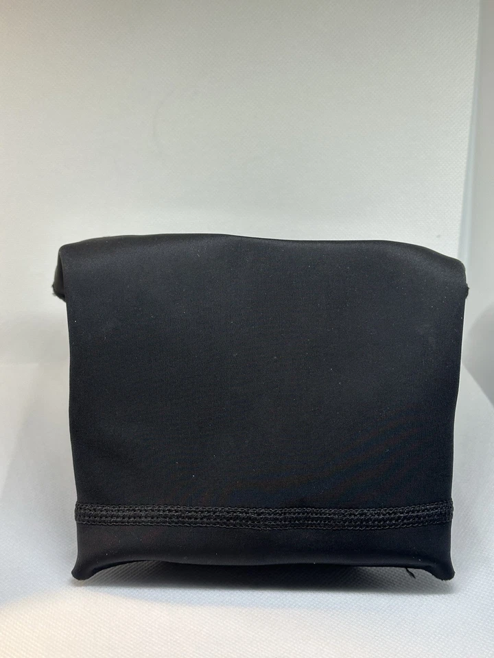 Cubierta impermeable para lluvia y polvo para cámara Peak Design Shell (pequeña) Foto 2 de 3