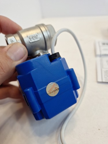 U.S. Solid Motorized Ball Valve 1/2 in SS 9-24V AC/DC - Picture 6 of 9